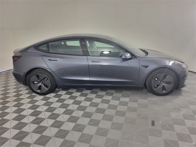2023 Tesla Model 3 Long Range photo 4