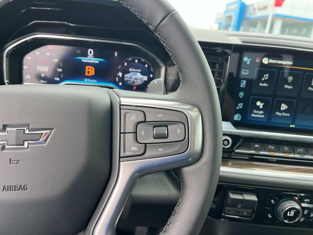 2025 Chevrolet Silverado 1500 RST photo 18