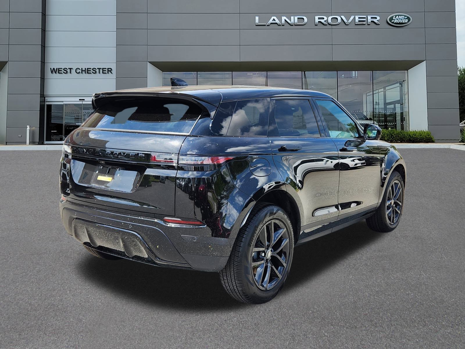 2025 Land Rover Range Rover Evoque S photo 4