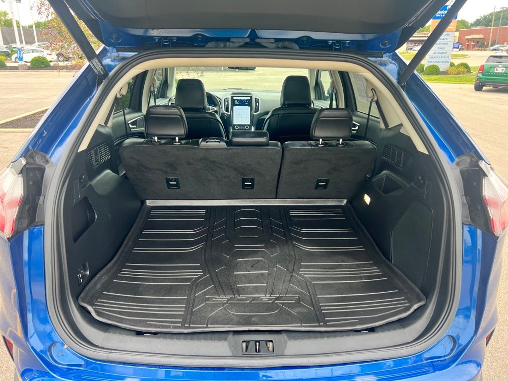 2022 Ford Edge Titanium photo 22