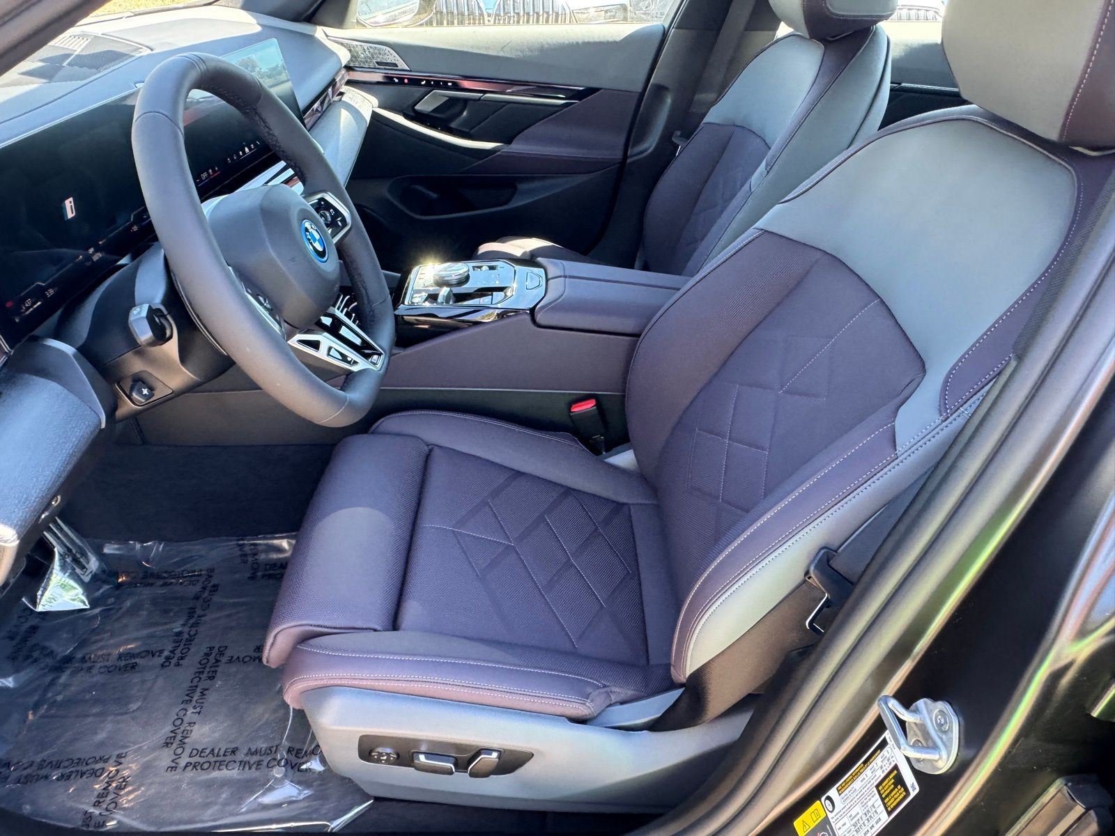 2026 Bmw 550e xDrive photo 15