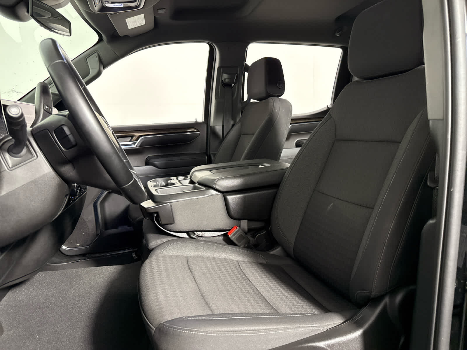 2024 Chevrolet Silverado 1500 LT photo 13