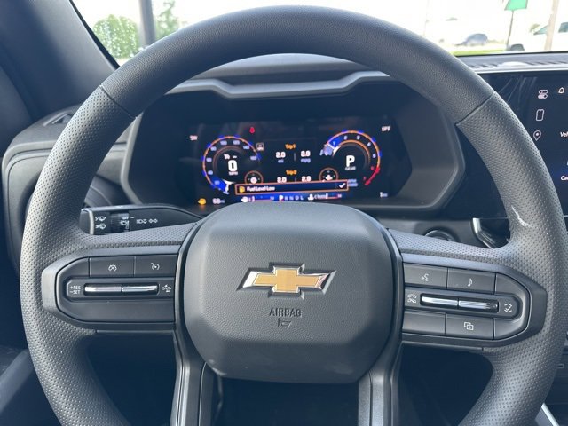 2025 Chevrolet Colorado LT photo 16