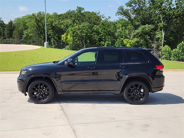 2022 Jeep Cherokee Laredo X photo 4