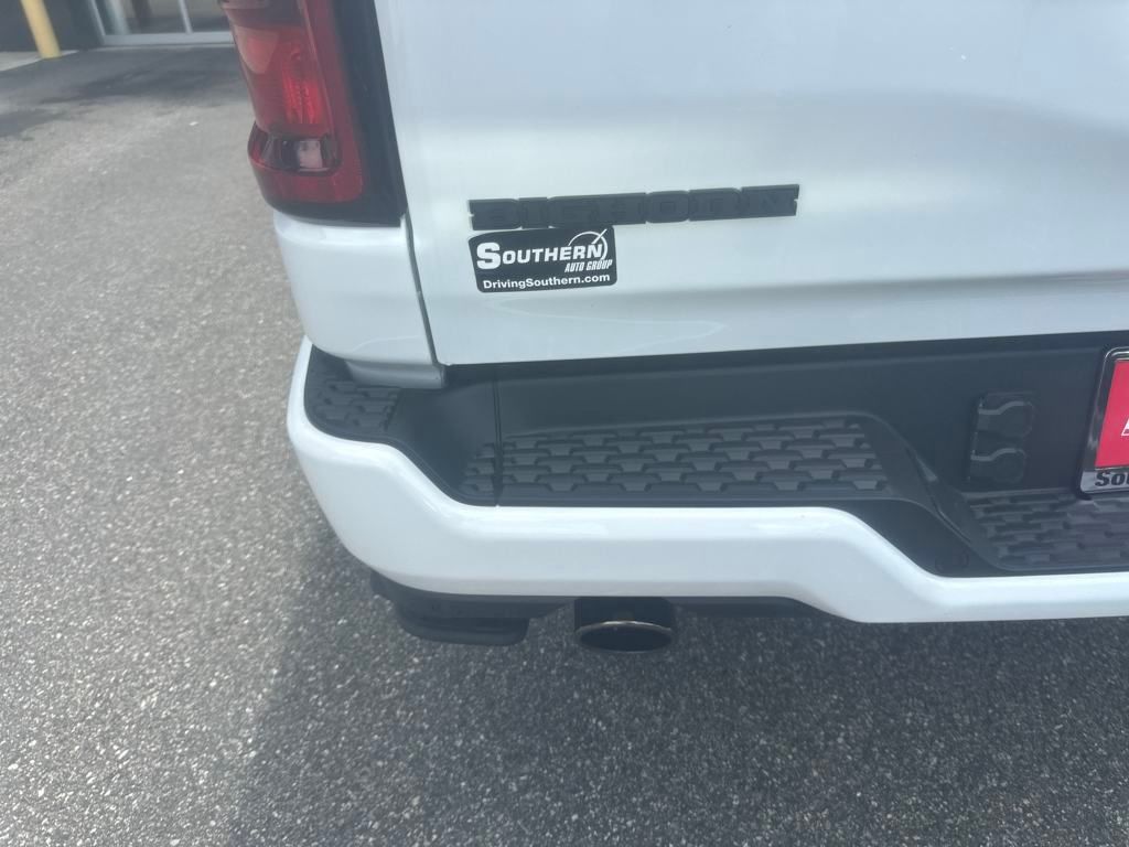 2025 Ram 1500 Big Horn Lone Star photo 8