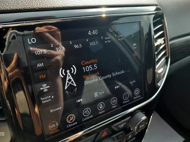 2021 Jeep Grand Cherokee Laredo X photo 19
