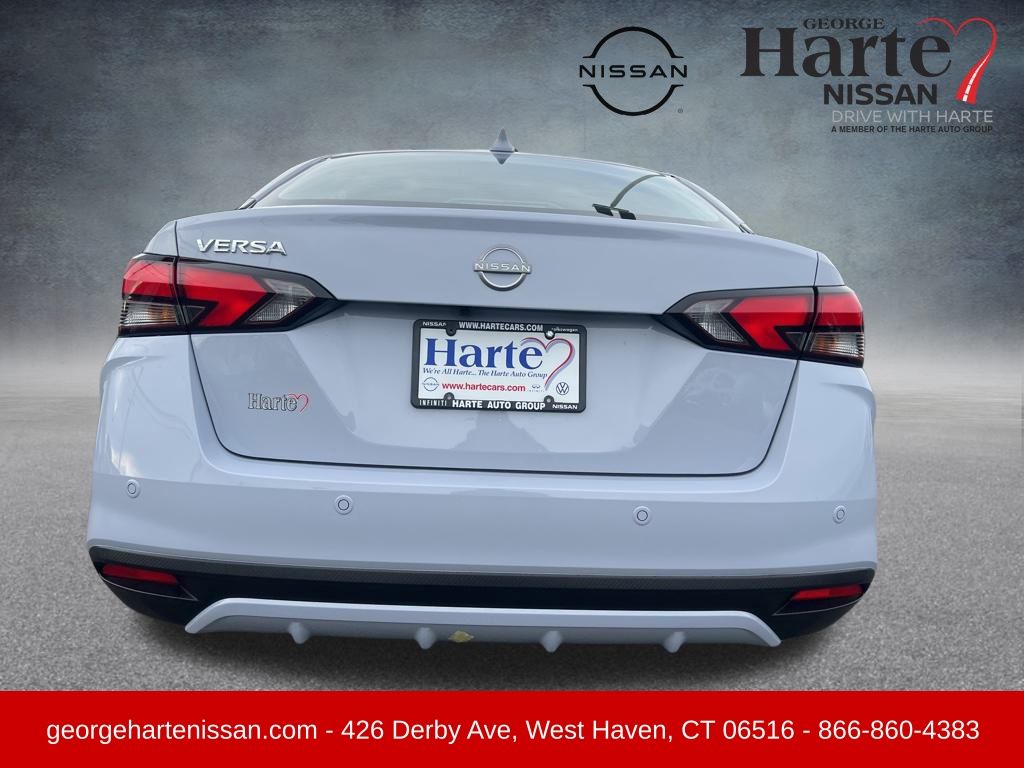 2025 Nissan Versa 1.6 SV photo 4