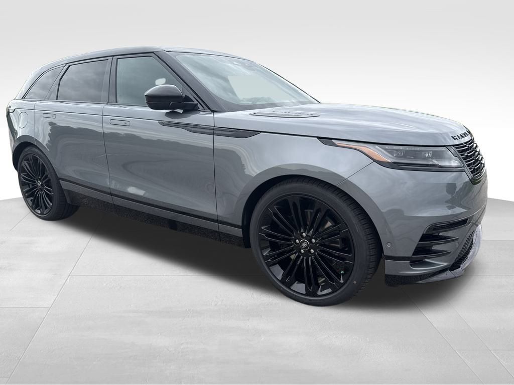 2026 Land Rover Range Rover Velar SE photo 8