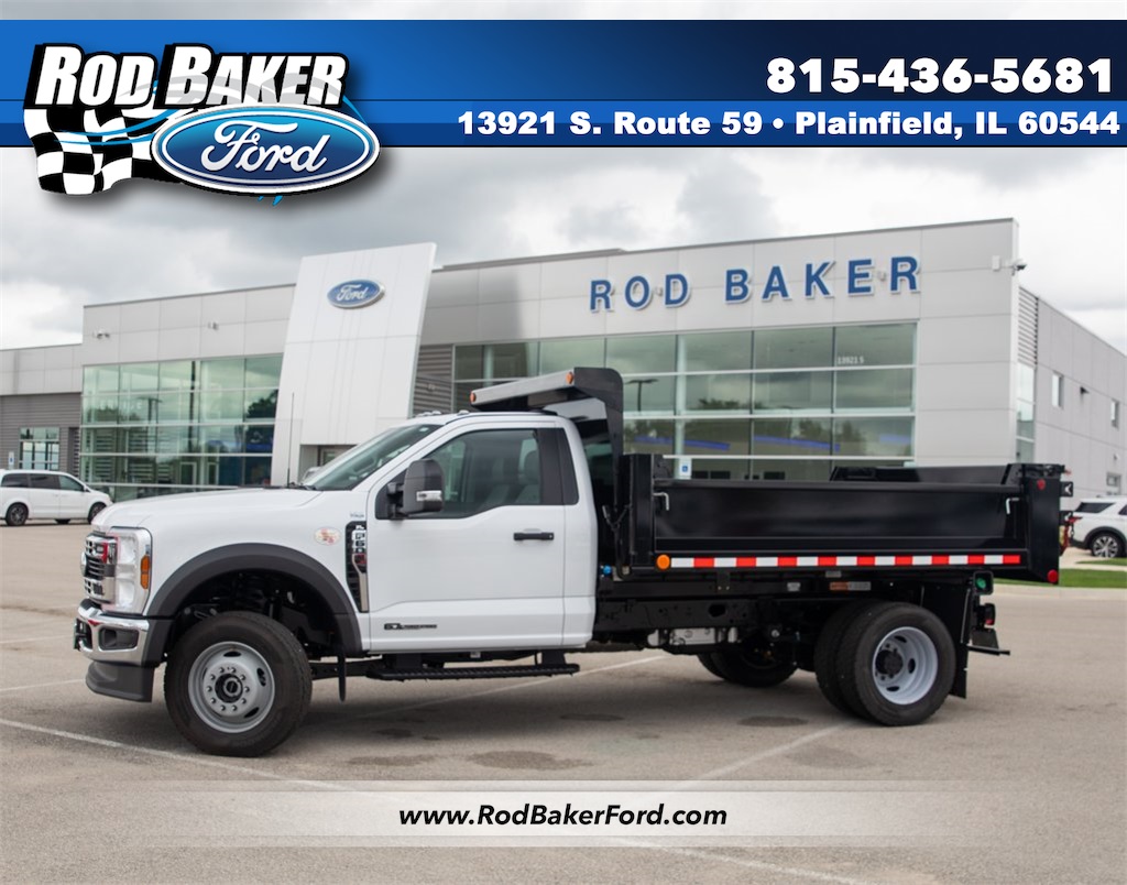 2025 Ford F-600 Super Duty Chassis Cab XL's photo