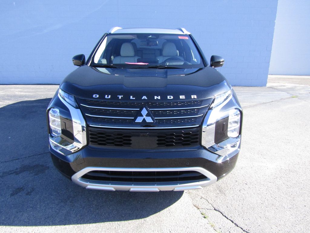 2024 Mitsubishi Outlander SEL Platinum photo 3
