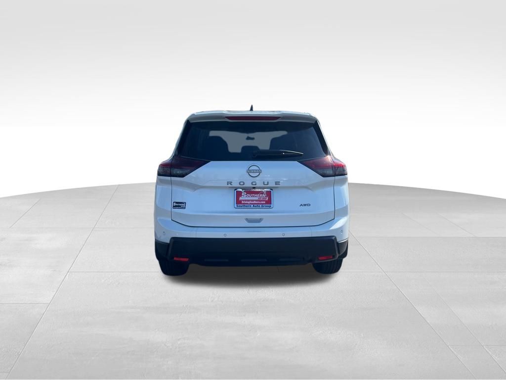 2025 Nissan Rogue S photo 3