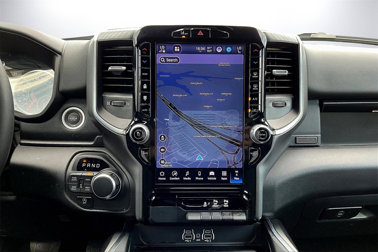 2025 Ram 1500 Big Horn Lone Star photo 11