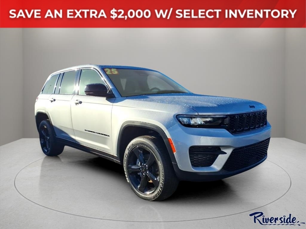 2025 Jeep Grand Cherokee Altitude's photo