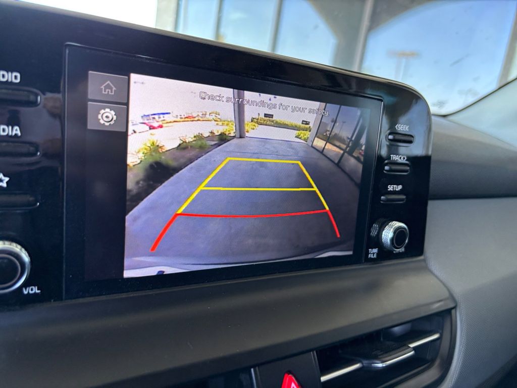 2025 Kia Seltos LX photo 14