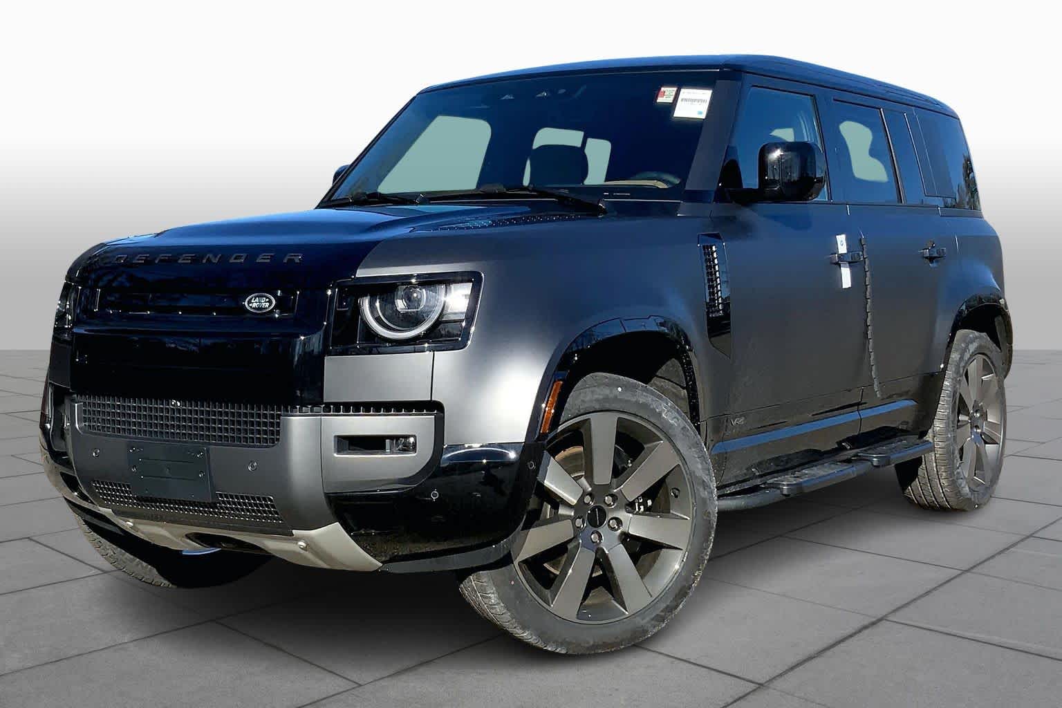 2026 Land Rover Defender V8's photo