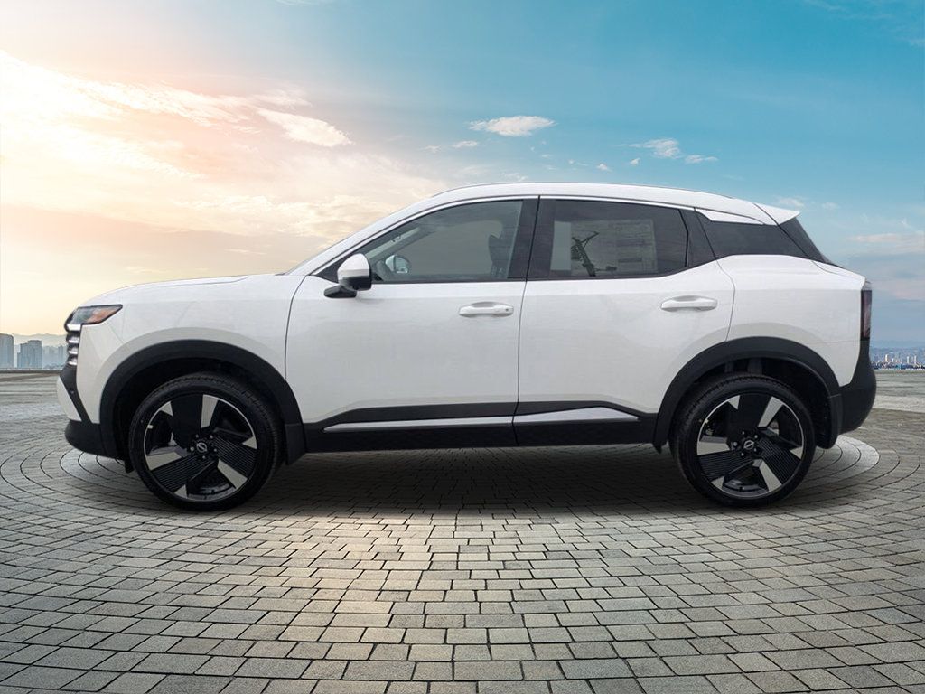 2025 Nissan Kicks SR photo 3