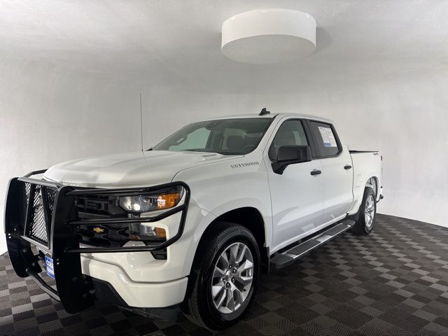 2025 Chevrolet Silverado 1500 Custom photo 3
