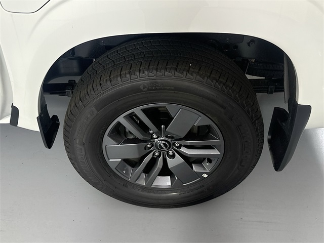 2025 Nissan Frontier SV photo 25