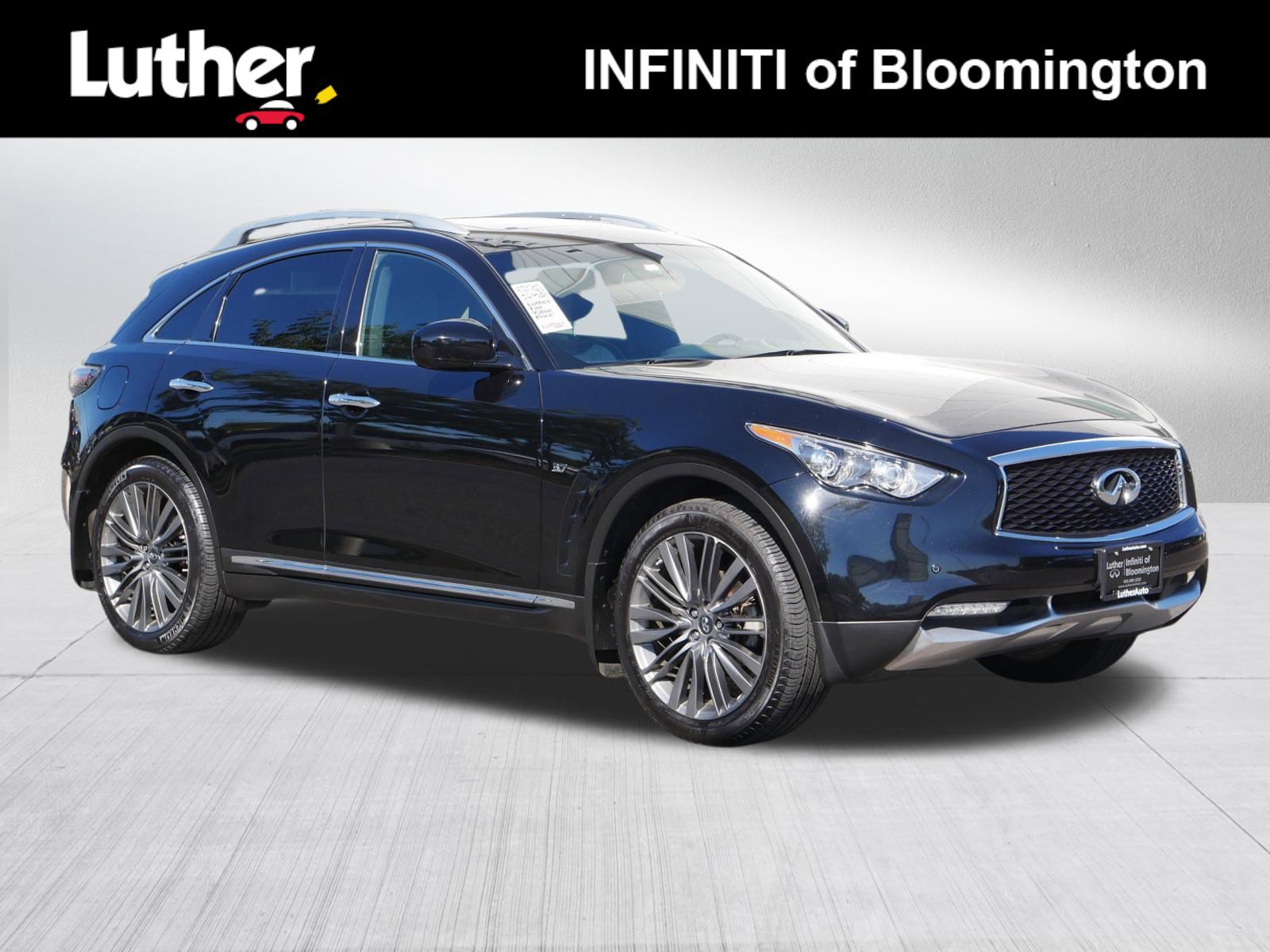 2017 INFINITI QX70