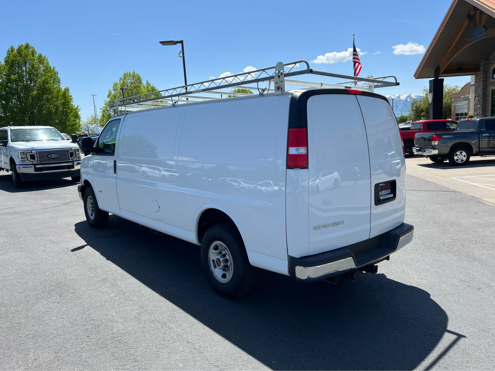 2021 Gmc Savana Cargo photo 3