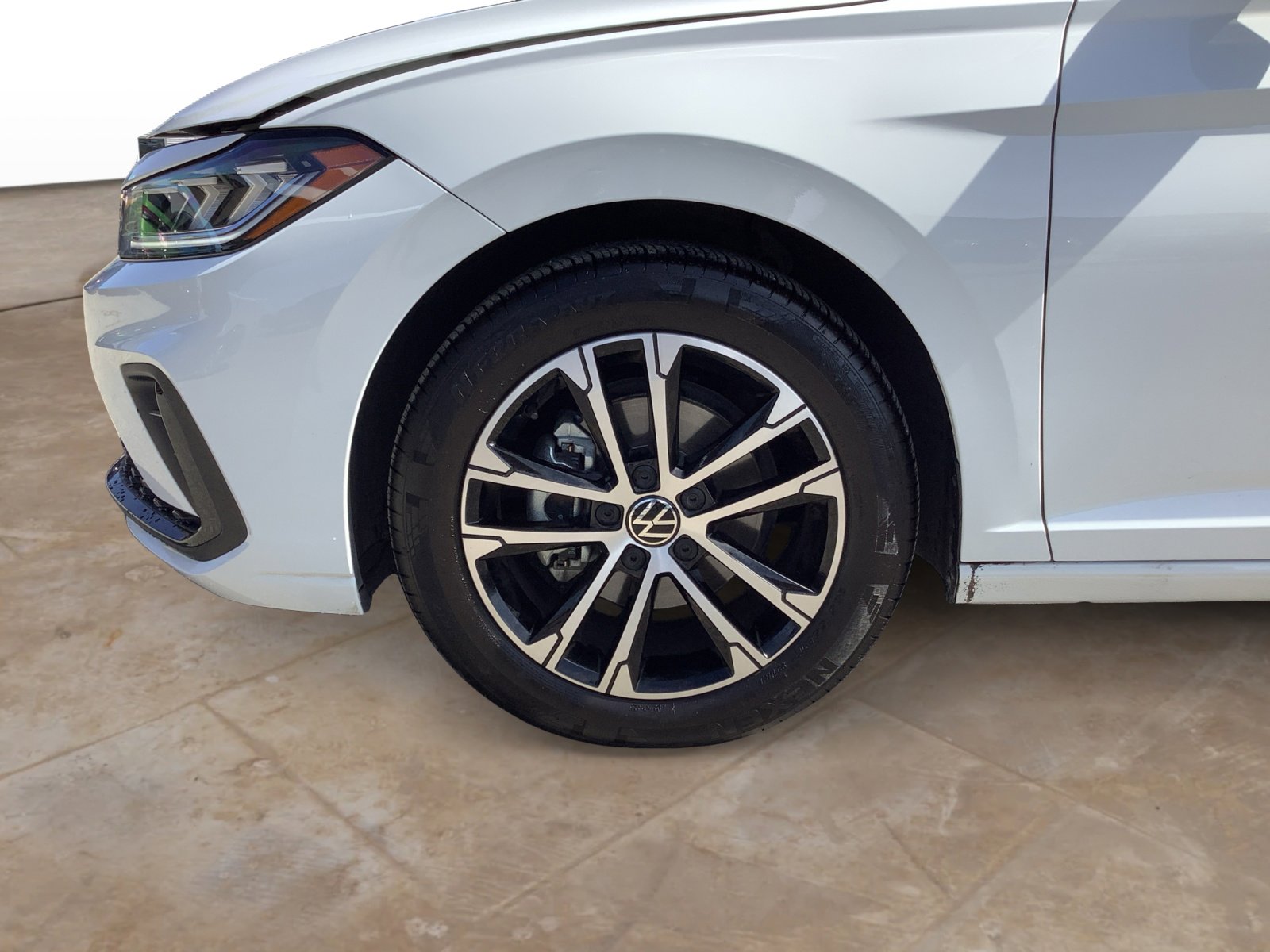 2025 Volkswagen Jetta Sport photo 11