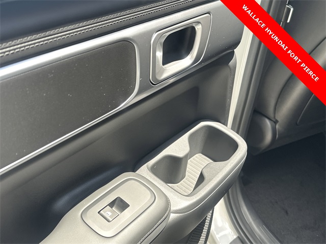 2022 Hyundai Santa Fe Calligraphy photo 9