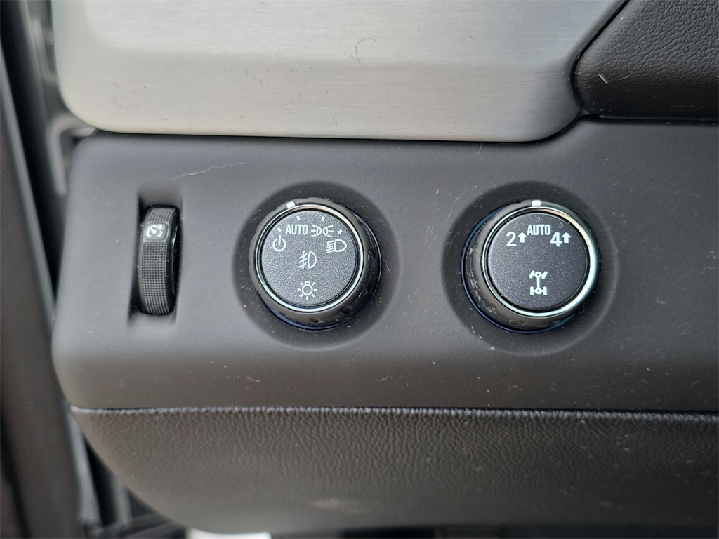 2020 Gmc Yukon SLT photo 17