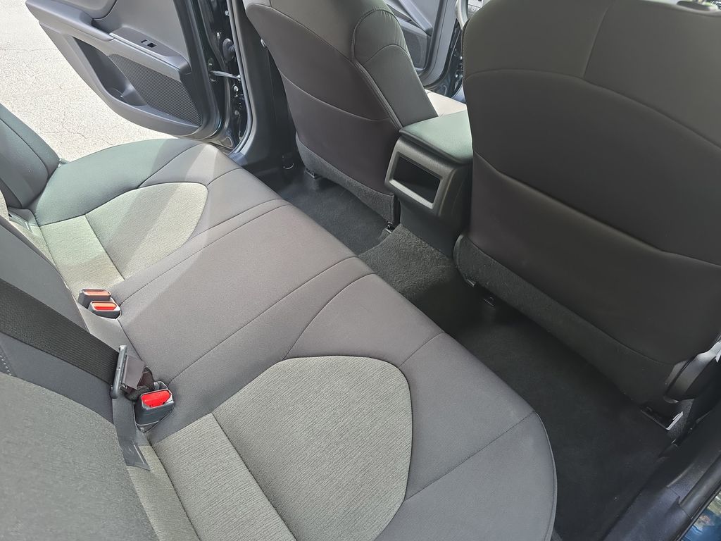 2021 Toyota Camry LE photo 11