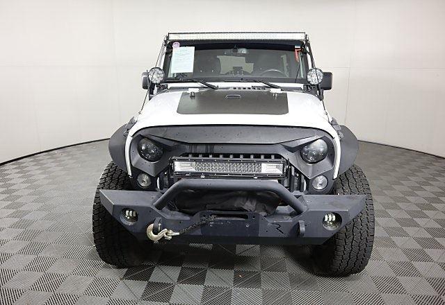 2017 Jeep Wrangler Unlimited Rubicon photo 3