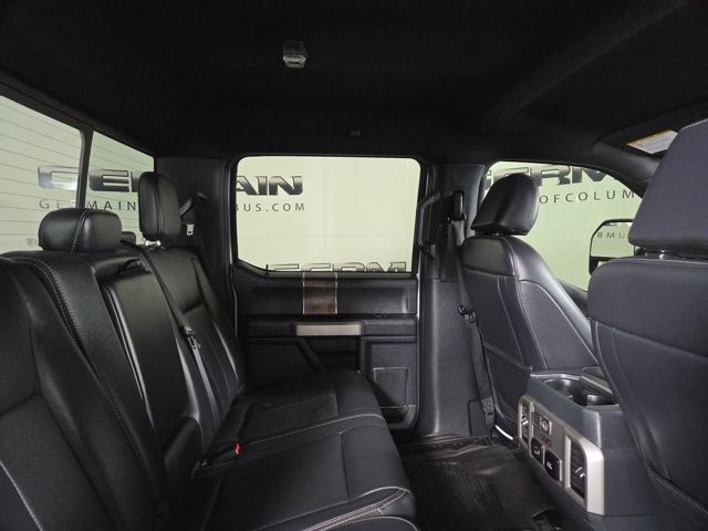 2022 Ford F-250 Lariat photo 17