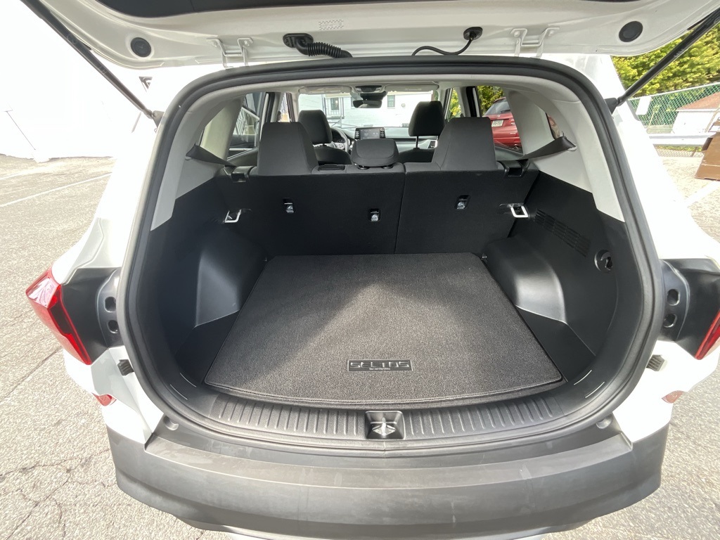 2023 Kia Seltos LX photo 25