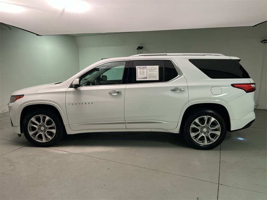 2021 Chevrolet Traverse Premier photo 4