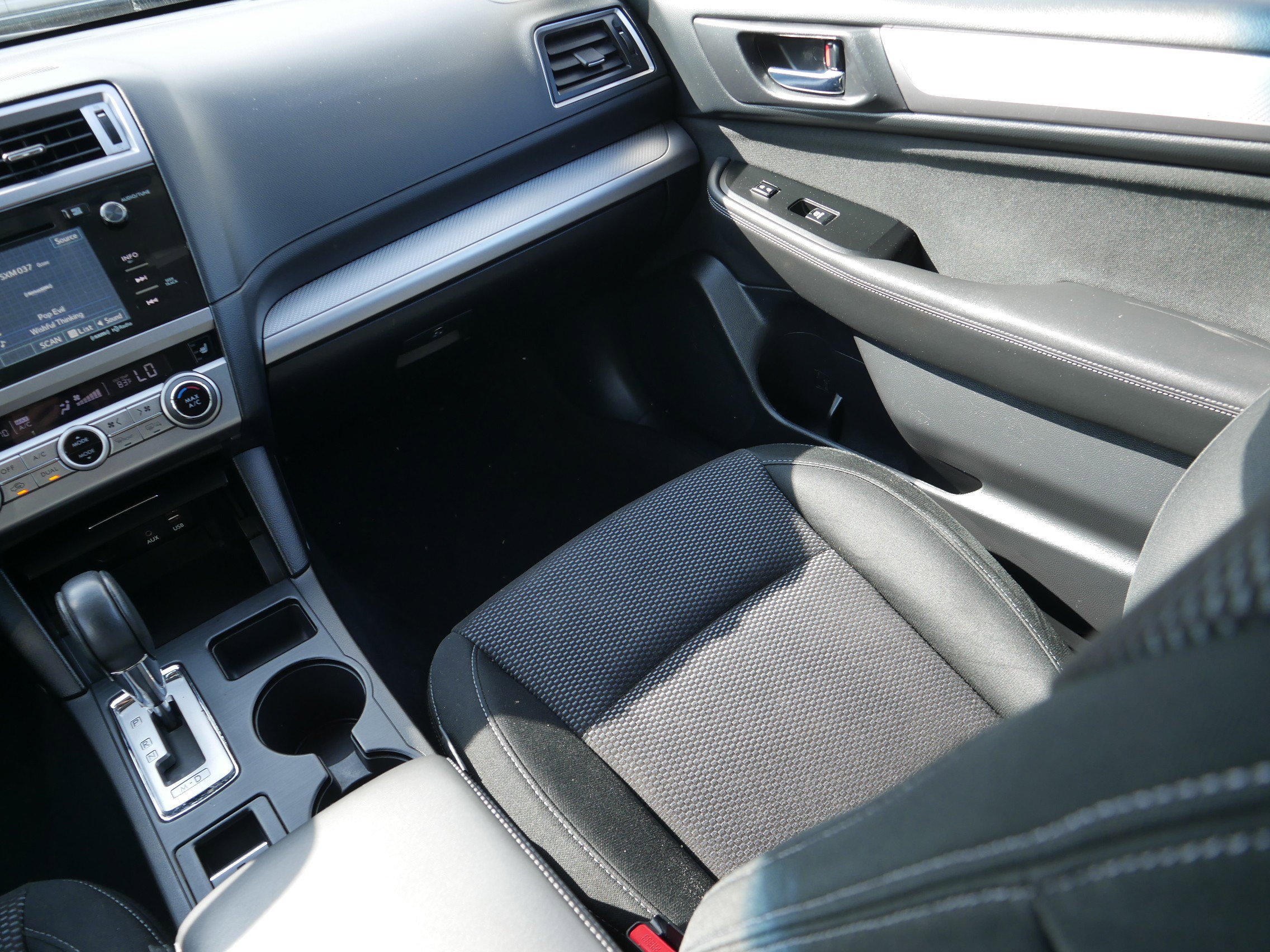 2015 Subaru Outback 2.5i Premium photo 10