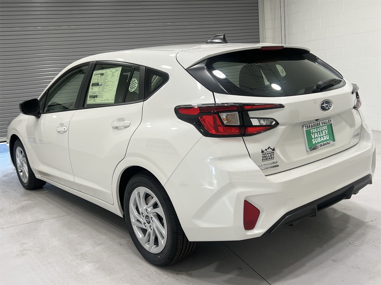 2025 Subaru Impreza Base photo 5