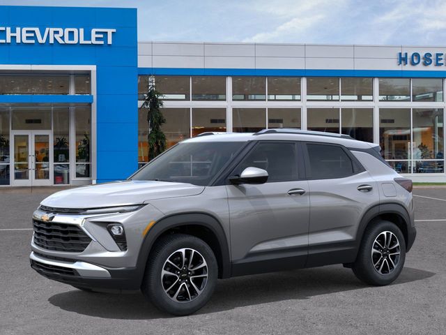 2026 Chevrolet Trailblazer LT photo 2