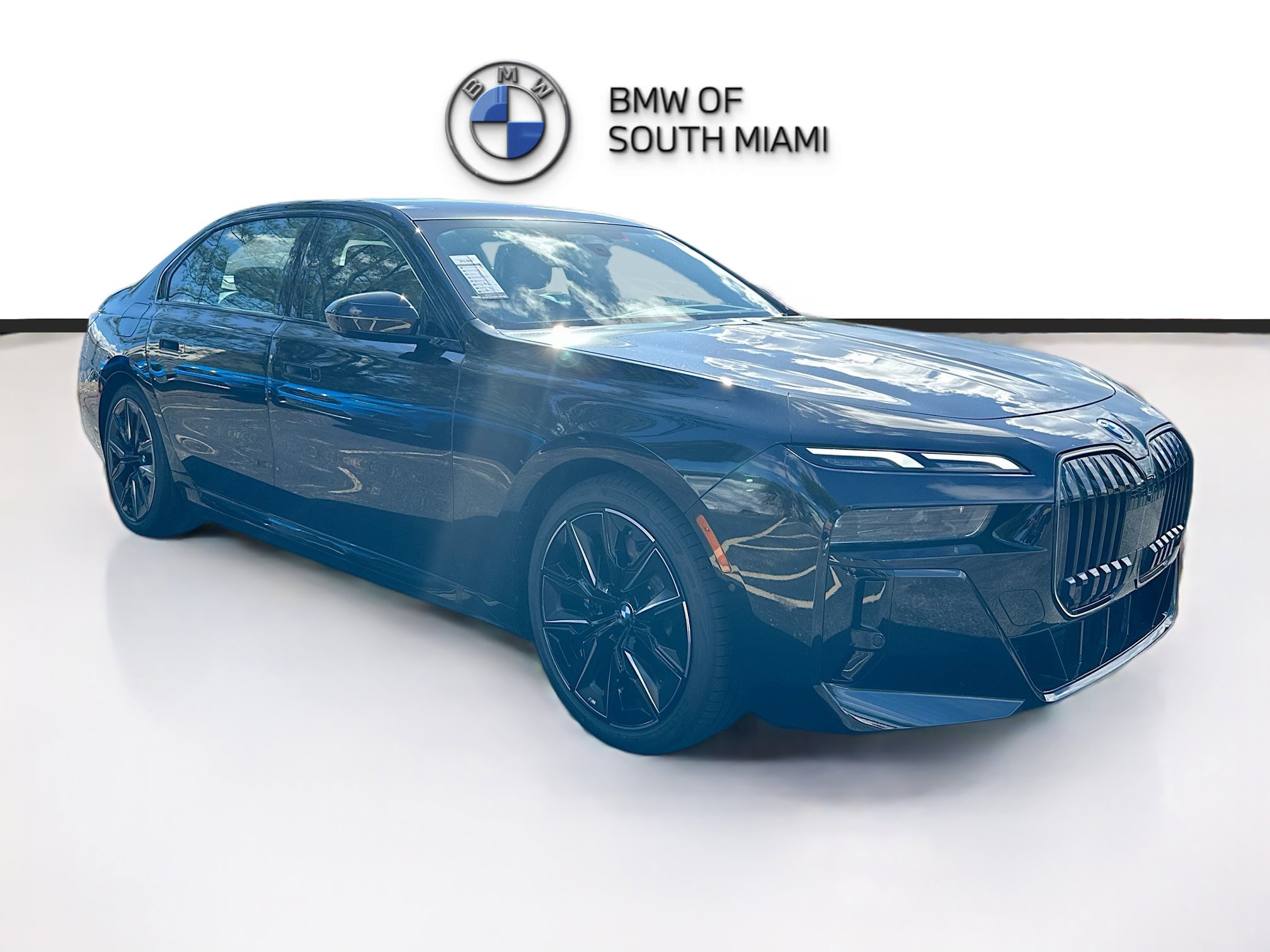 2026 BMW 7 Series 750e's photo