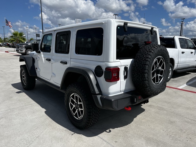 2025 Jeep Wrangler Rubicon photo 5