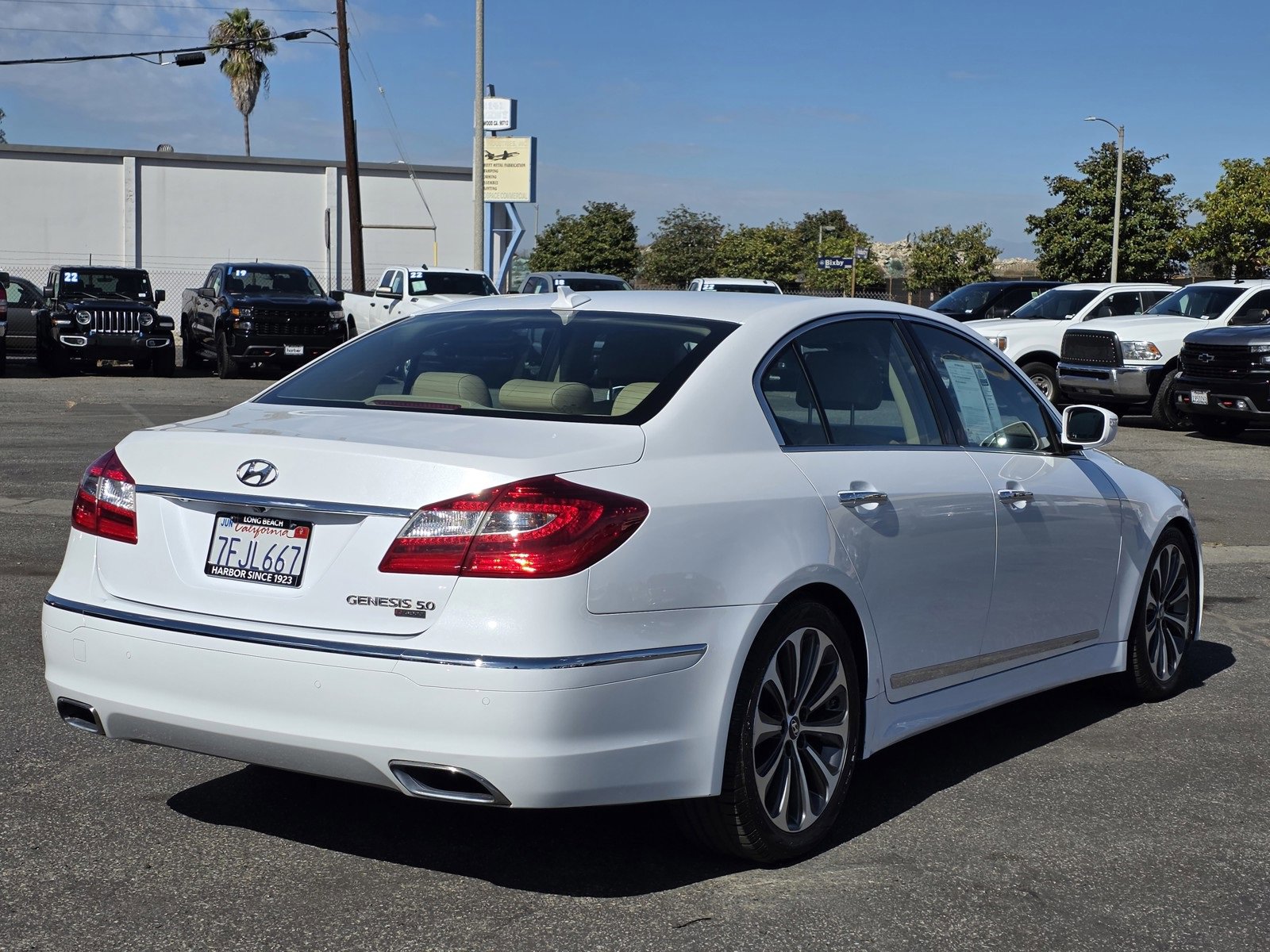 2013 Hyundai Genesis 5.0 R-Spec photo 7