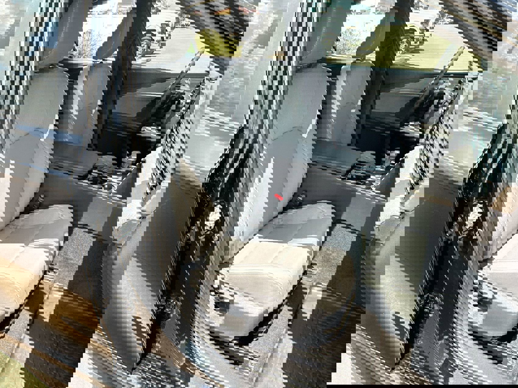 2025 Toyota Camry SE photo 22