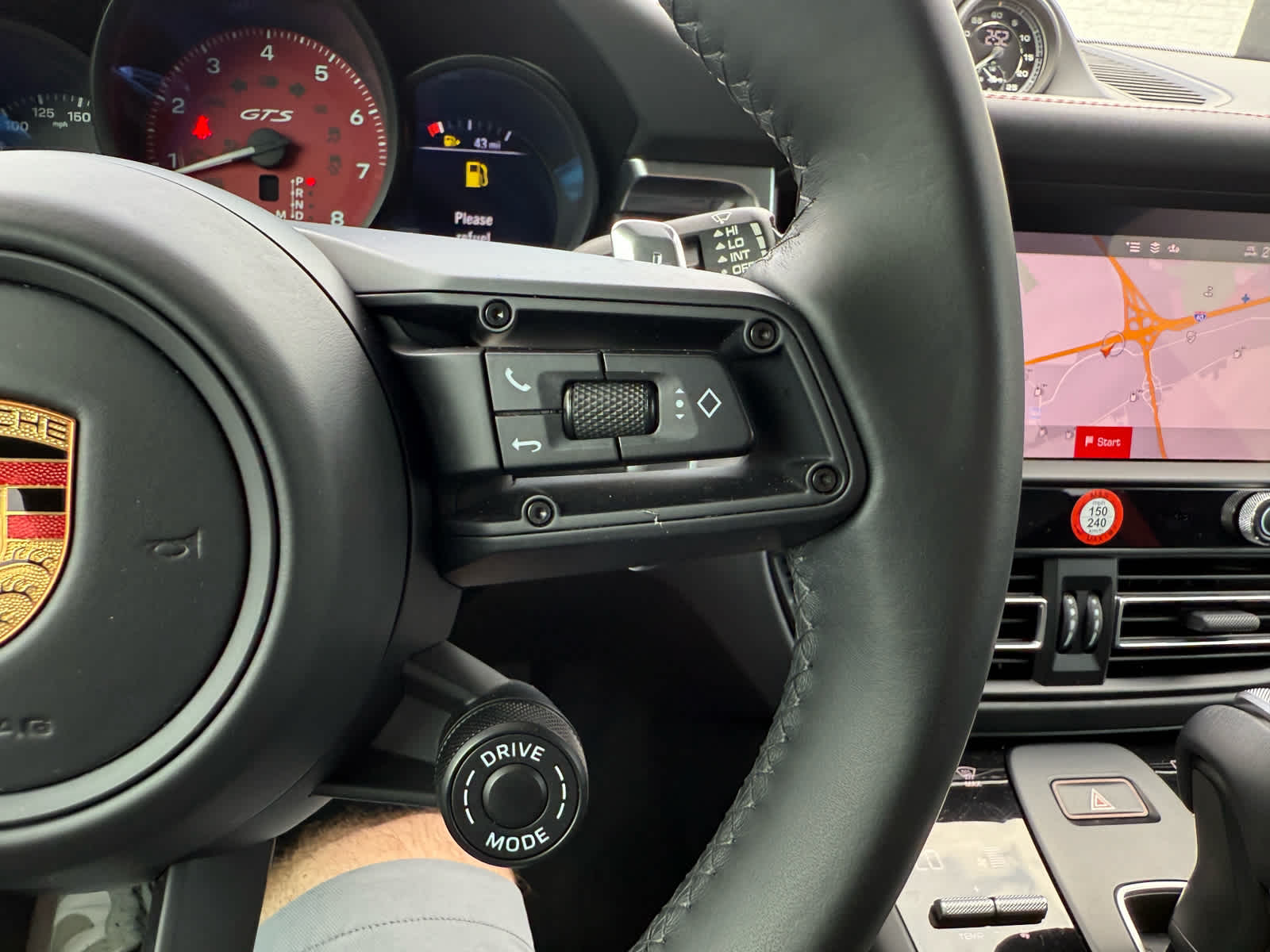 2023 Porsche Macan GTS photo 19