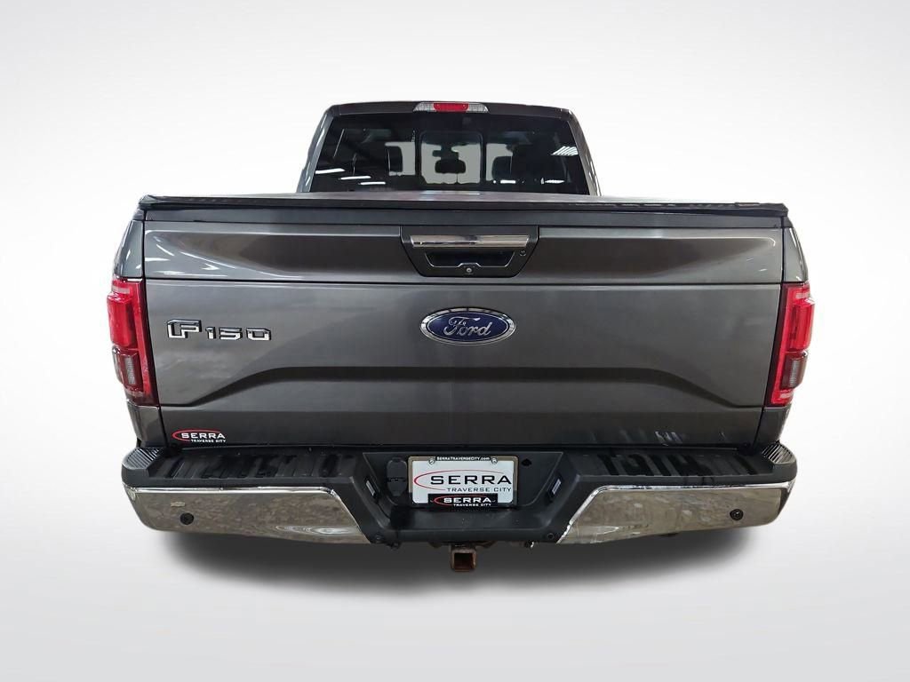 2016 Ford F-150 XLT photo 4