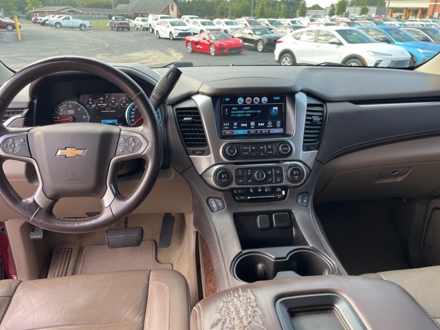2017 Chevrolet Tahoe LT photo 14