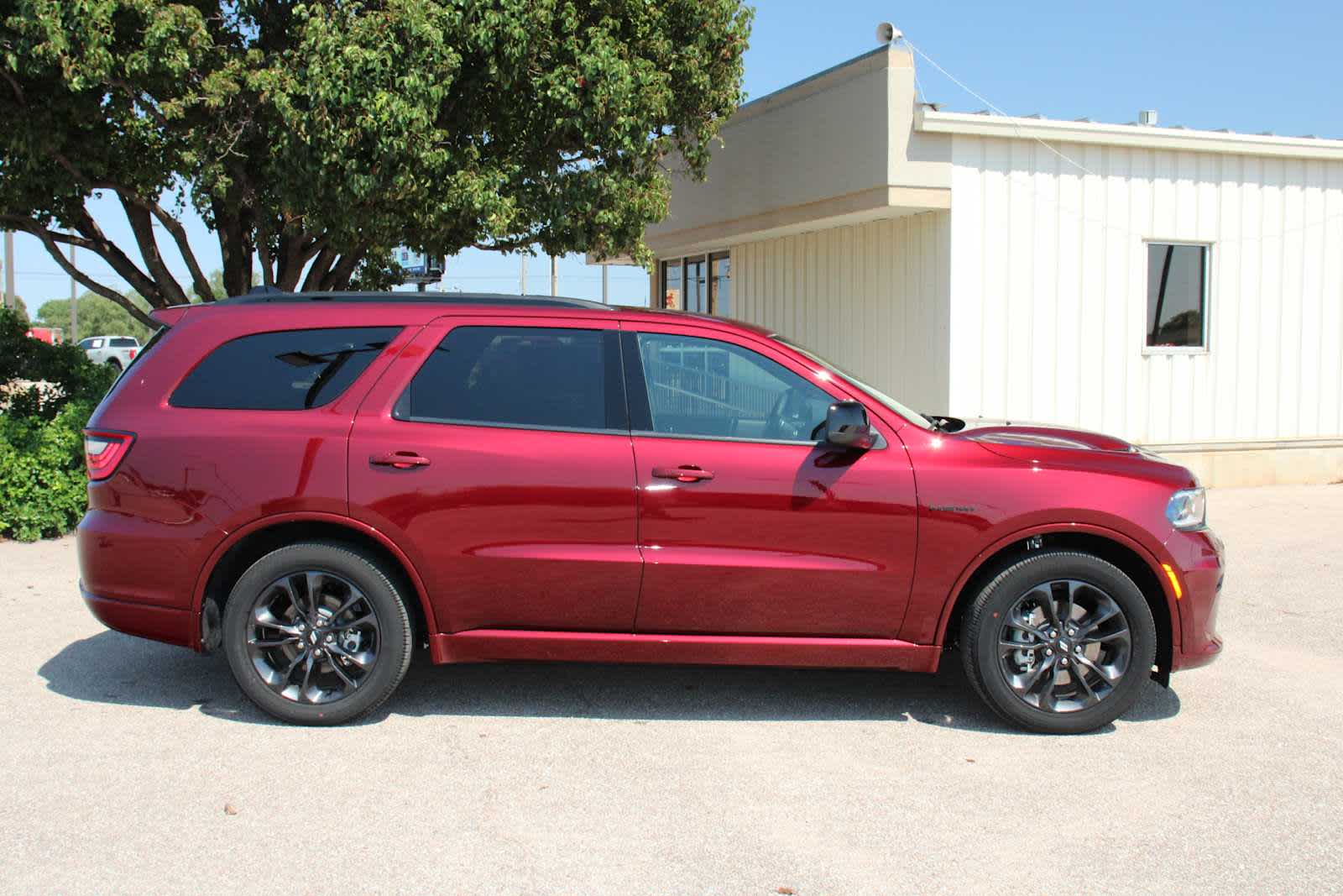 2025 Dodge Durango R/T photo 3