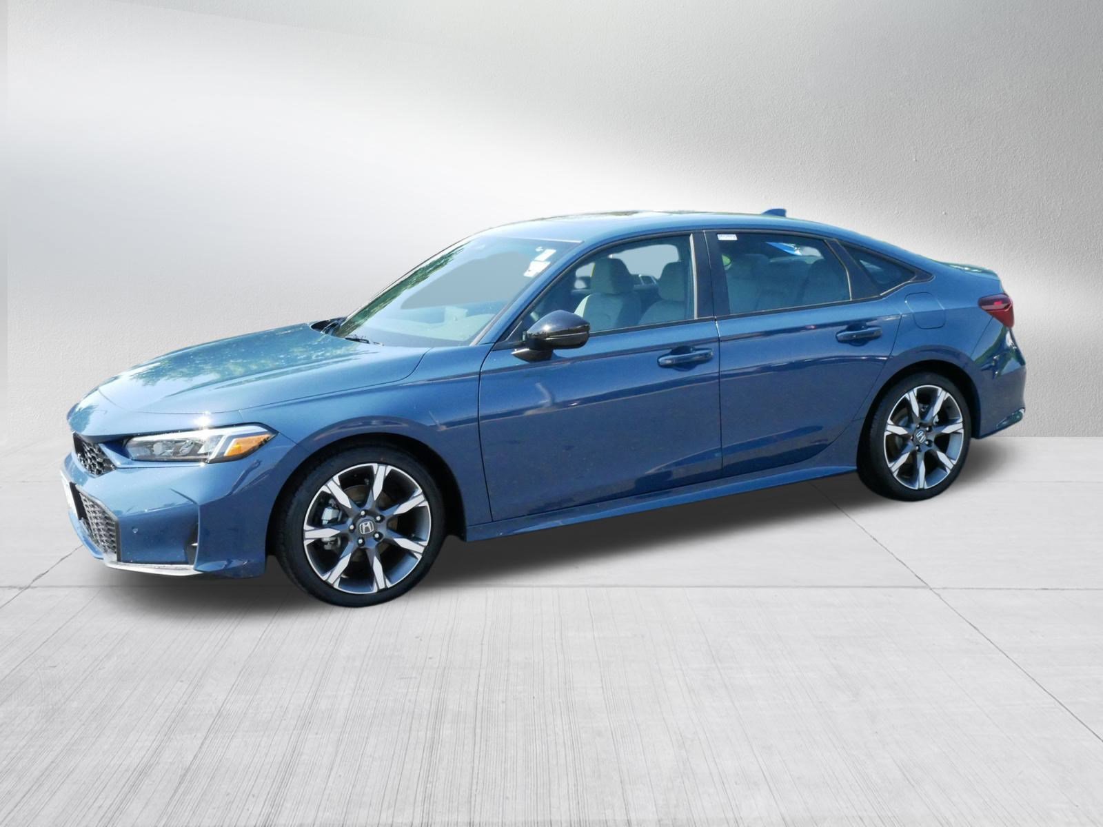 2025 Honda Civic Sport Touring Hybrid photo 3