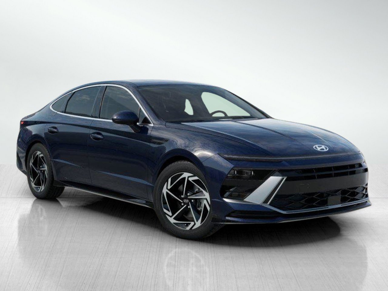 2026 Hyundai Sonata SEL Sport photo 2