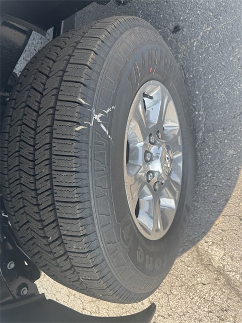 2025 Ram 2500 Big Horn photo 8