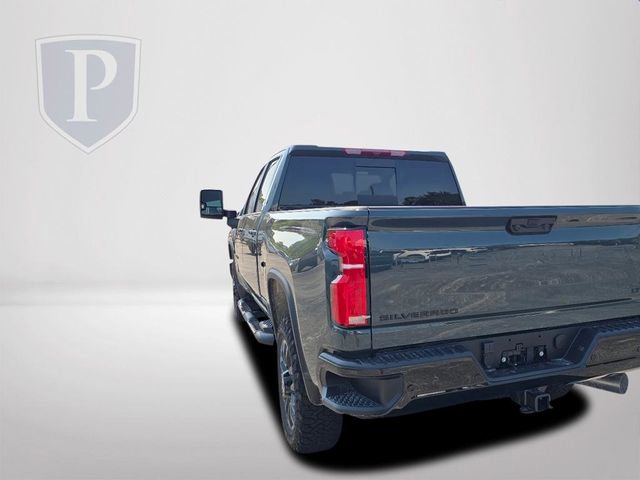 2025 Chevrolet Silverado 2500HD LT photo 6