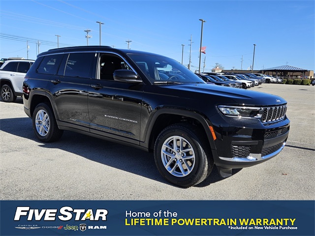 2025 Jeep Grand Cherokee L Laredo's photo