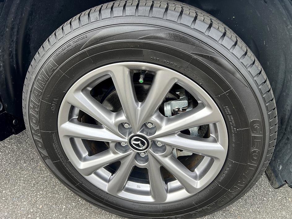 2024 Mazda CX-5 2.5 S Preferred photo 12