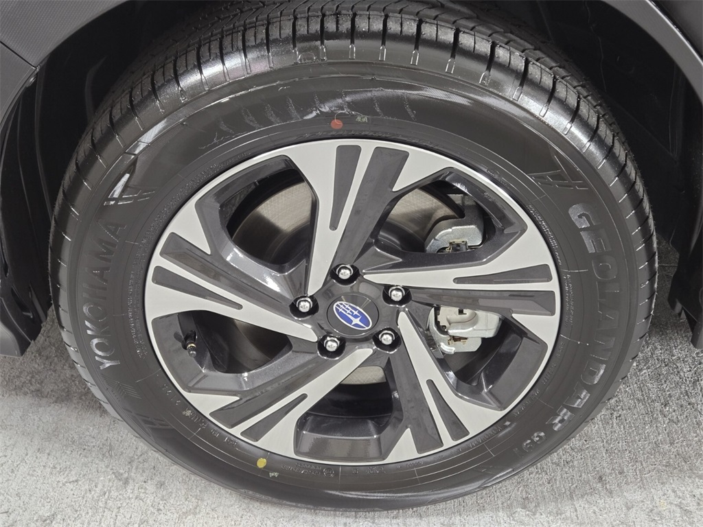 2025 Subaru Crosstrek Premium photo 5